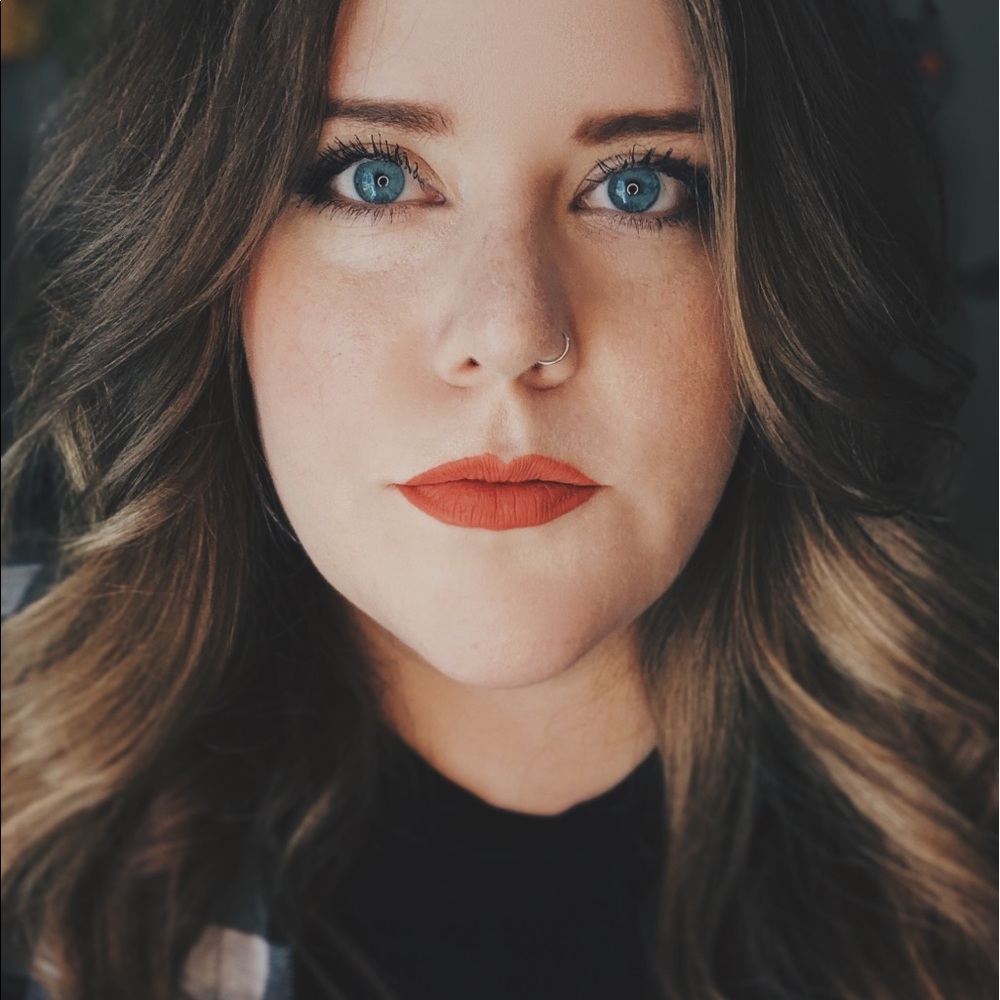 Meet your Posher, Erica
